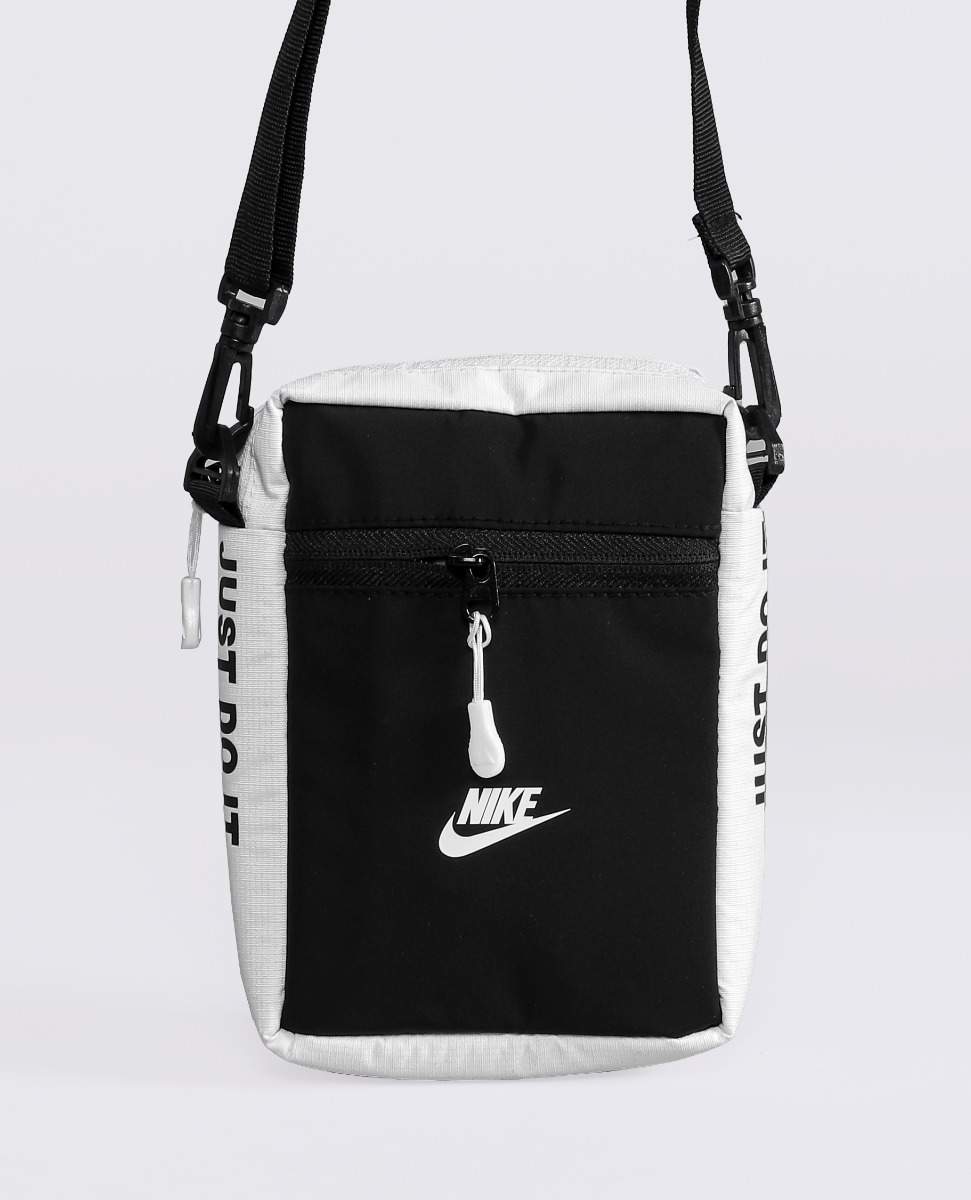 کیف دوشی Nike