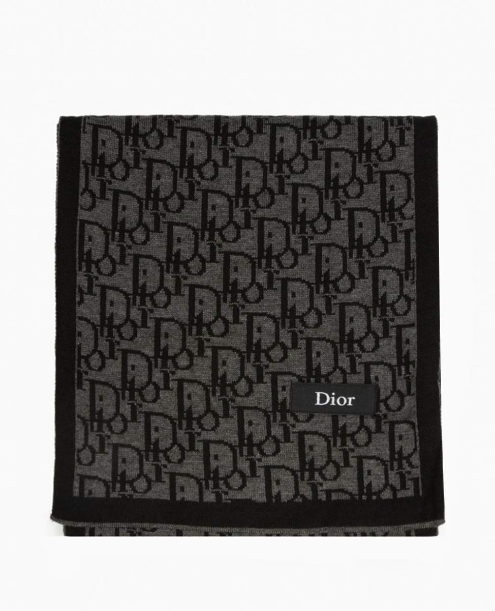 شال بافت Dior